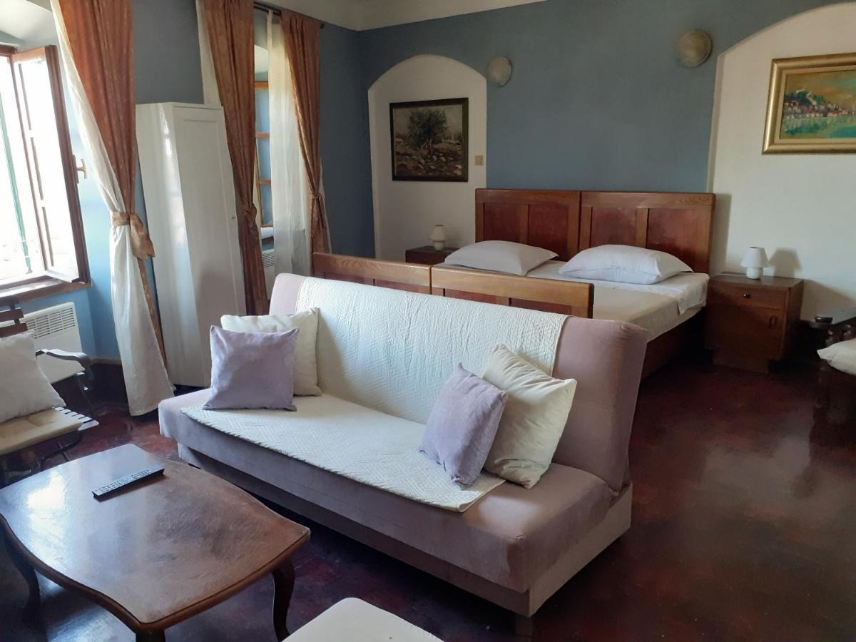 Apartments Sekoko شيبينيك المظهر الخارجي الصورة