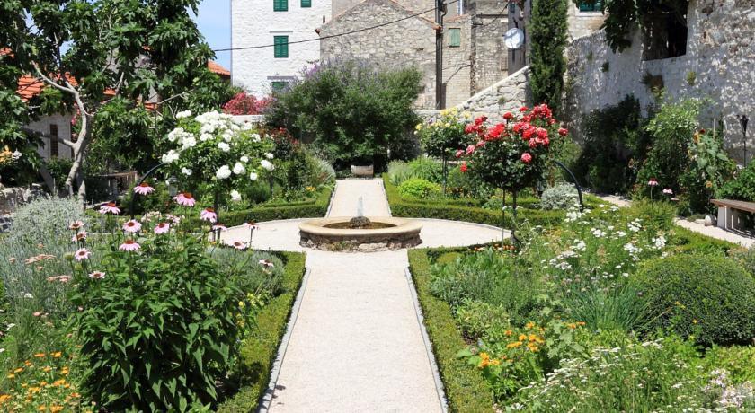 Apartments Sekoko شيبينيك المظهر الخارجي الصورة